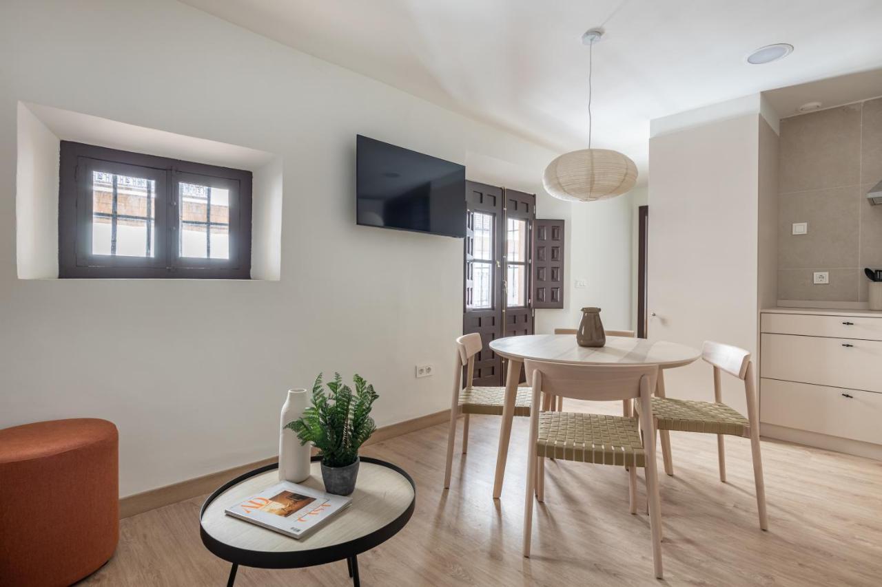 Apartamentos Libere Malaga La Merced Zewnętrze zdjęcie